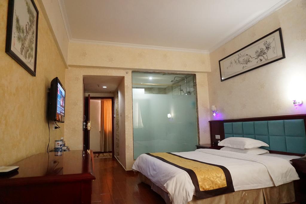 Guangdong Oversea Chinese Hotel Guangzhou Rum bild