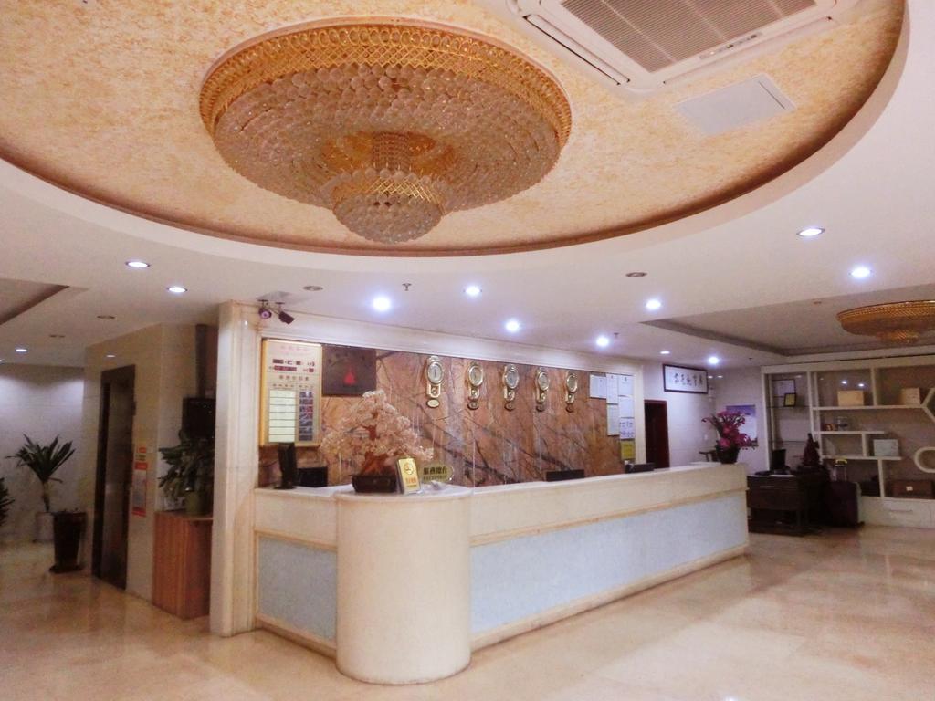 Guangdong Oversea Chinese Hotel Guangzhou Exteriör bild